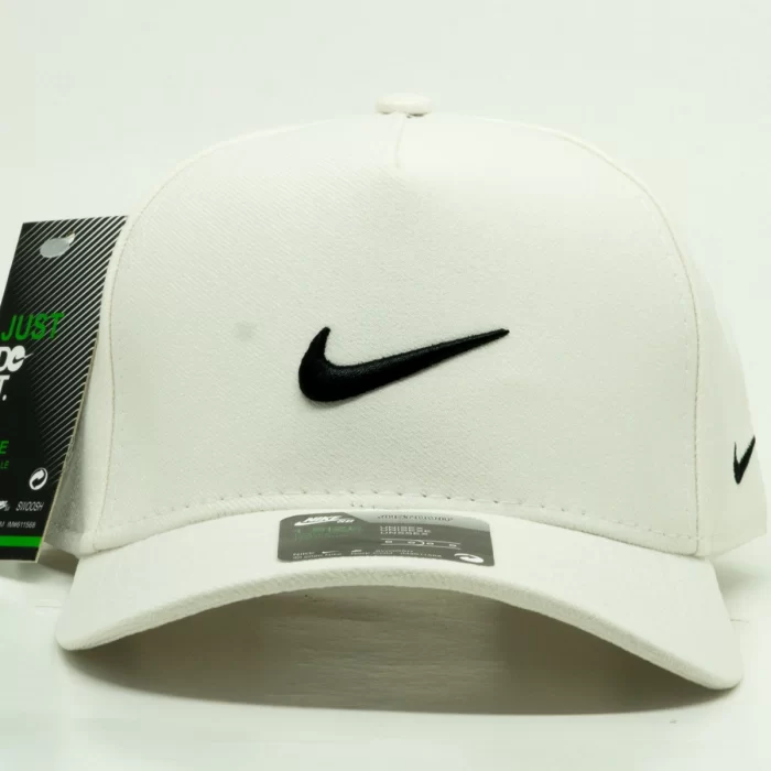 Boné Nike Classic