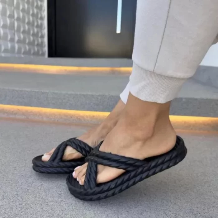 Chinelo Feminino Trançado Nuvem